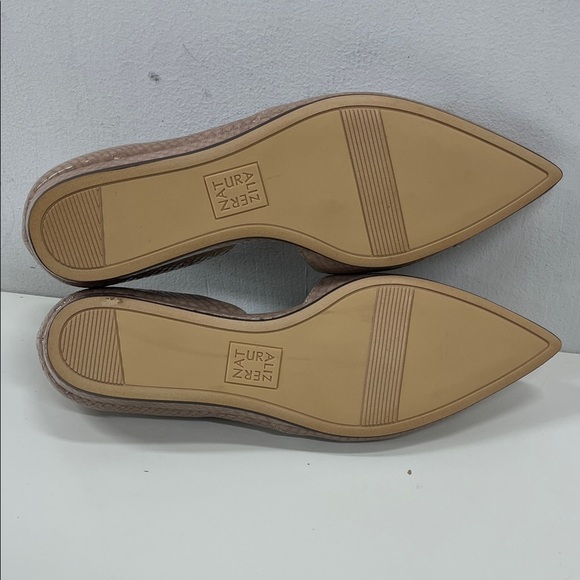New Naturalizer Women's Kristin Pointed Toe Slip-On Ballet Flat Size 8W - Picture 8 of 8